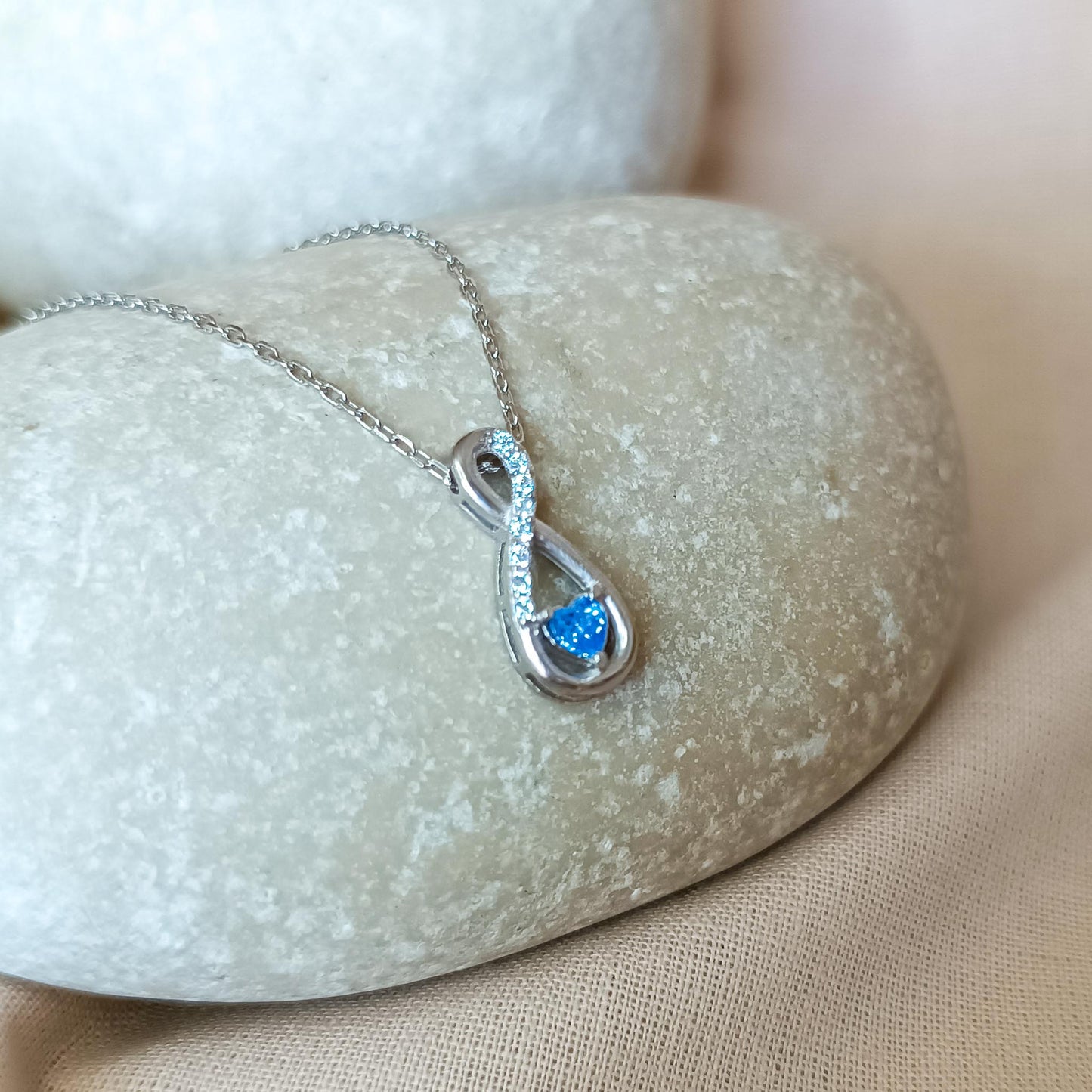 Swarovski Kalp ve Sonsuzluk Gümüş Kolye