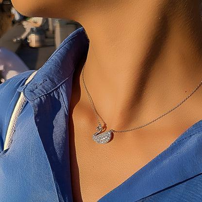 Swarovski Kuğu Gölü Gümüş Kolye