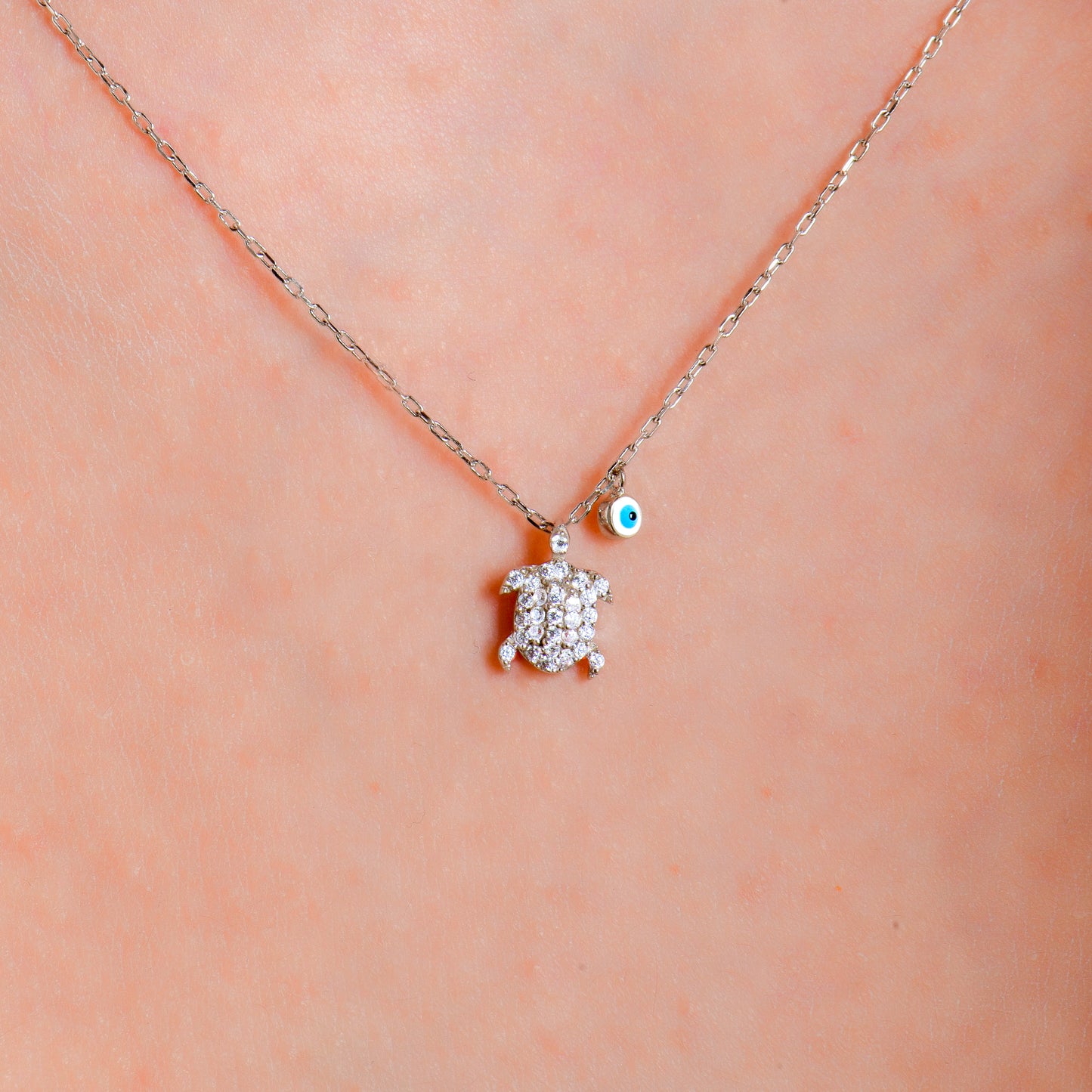 Swarovski Nazarlı Kaplumbağa Kadın Kolye