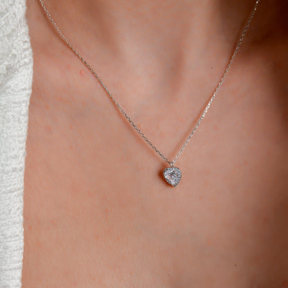 Swarovski Tam Tur Tek Taş Kadın Kolye