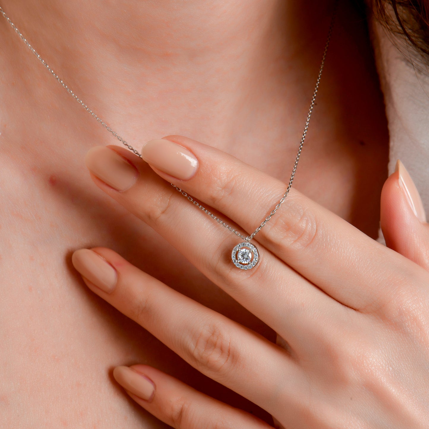 Swarovski Tek Taş Tam Tur Ring Kadın Kolye
