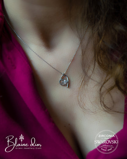 Swarovski Aşkın İmzası Gümüş Kolye