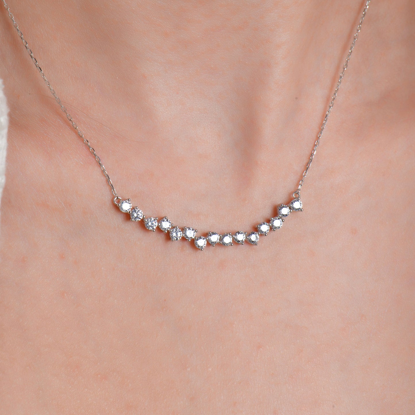 Swarovski Zirconia 15 Taş Kadın Kolye