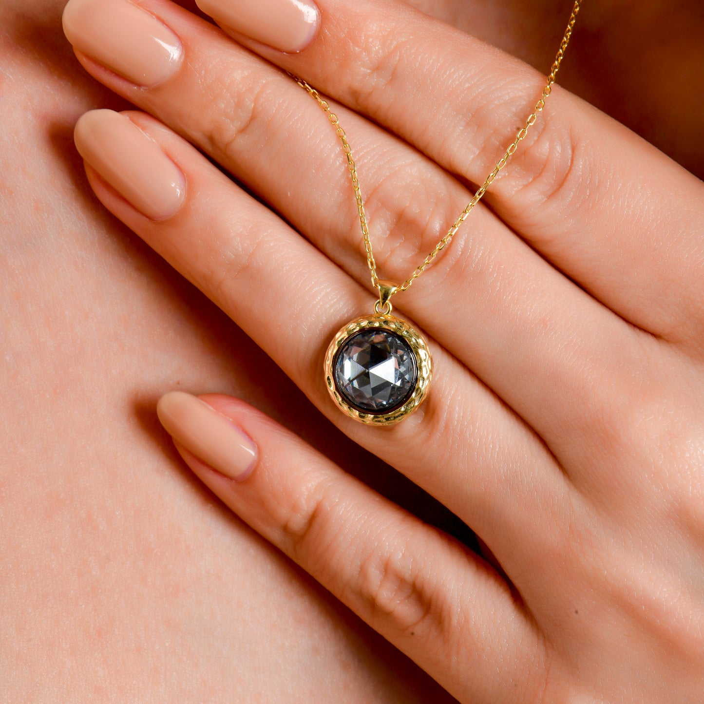 Swarovski Zirconia Bohem Tek Taş Kadın Kolye