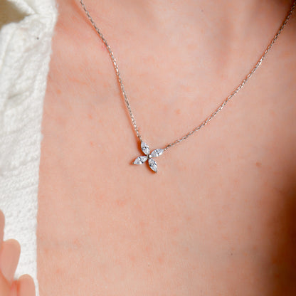 Swarovski Zirconia Yıldız Çiçek Kadın Kolye