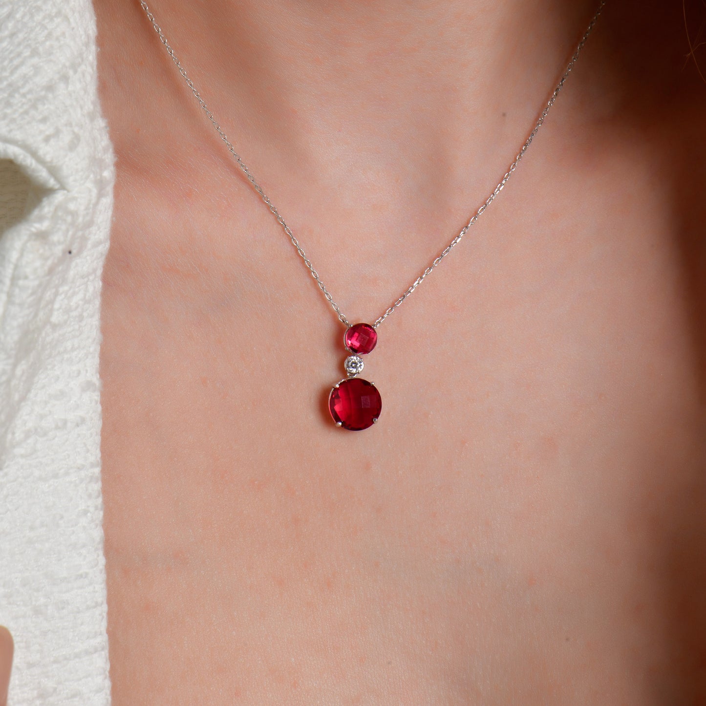 Swarovski Zirconia Ruber Kalbin Rengi Kadın Kolye