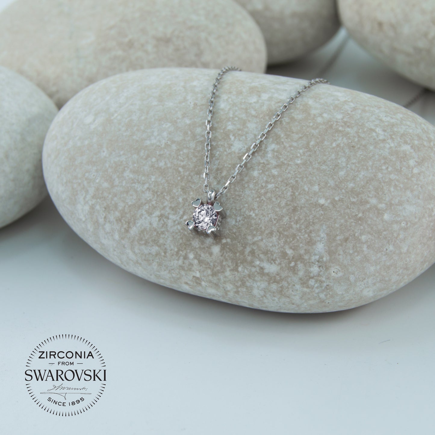 Swarovski Dört Kalp Gümüş Kolye